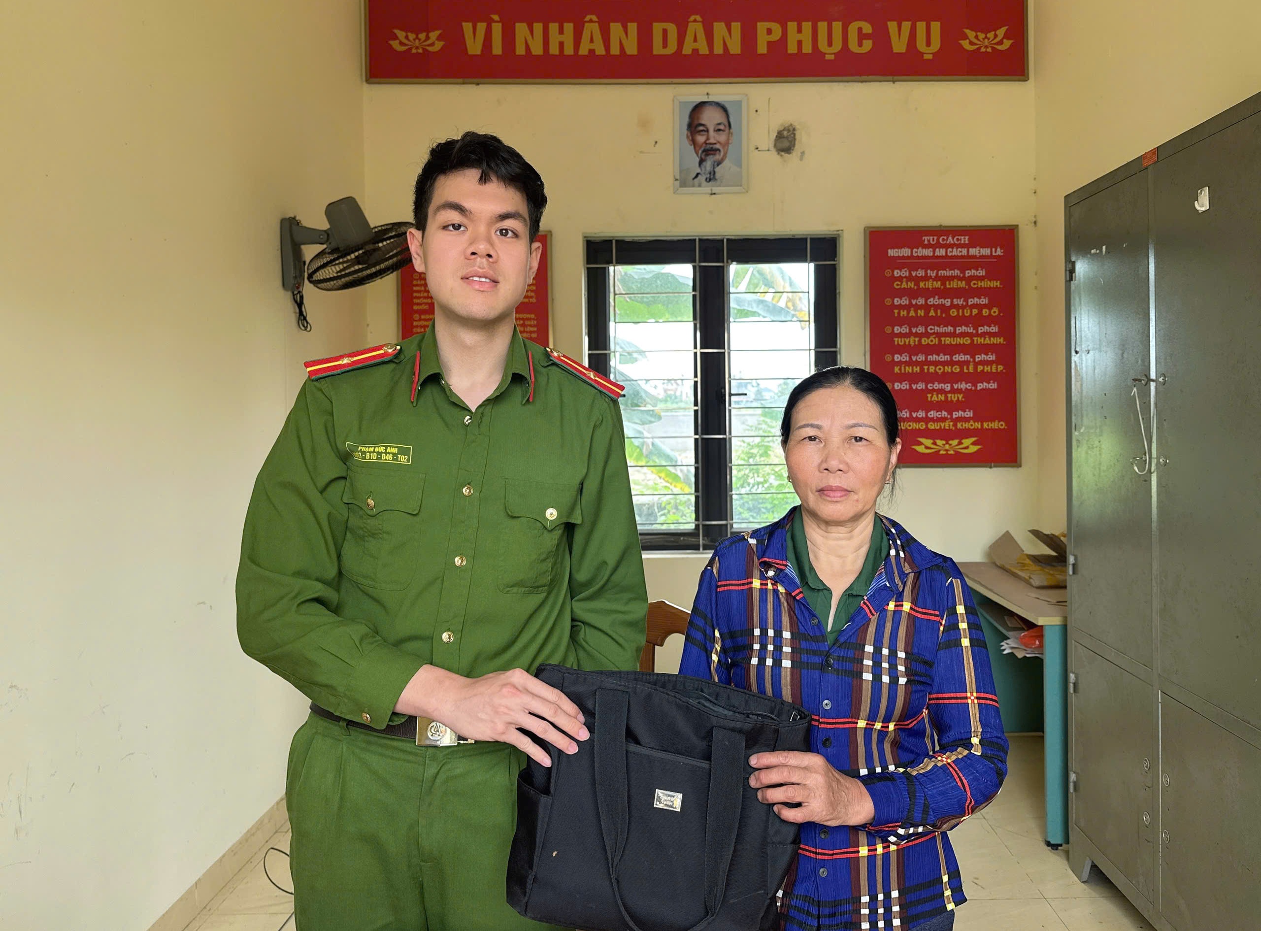 Người dân xã An Khánh: Nhặt được của rơi, trả lại người mất – Hành động đẹp lan tỏa trong cộng đồng